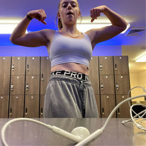 Meet your Posher, Brenna